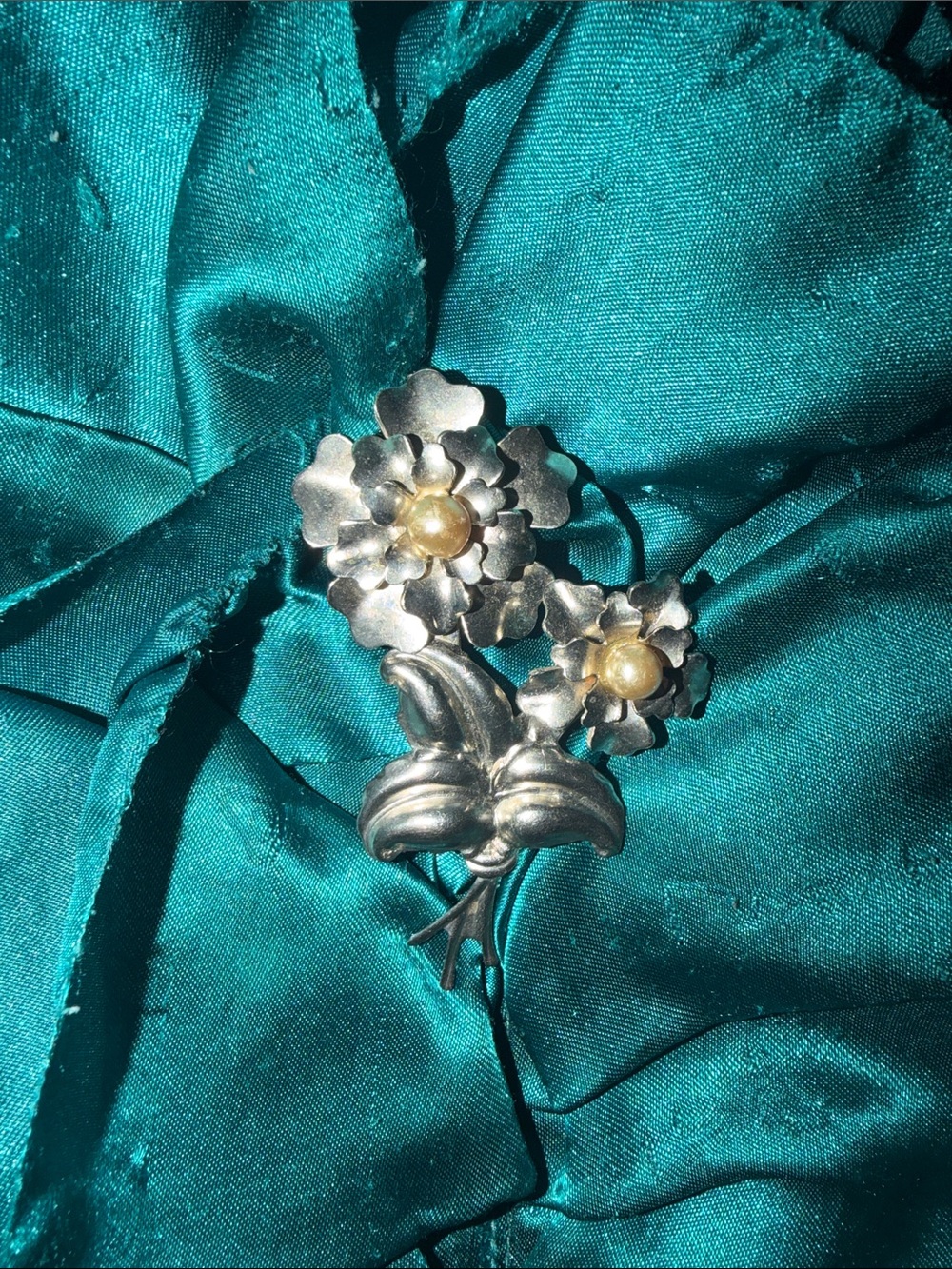 Beautiful Silver and Pearl Brooch